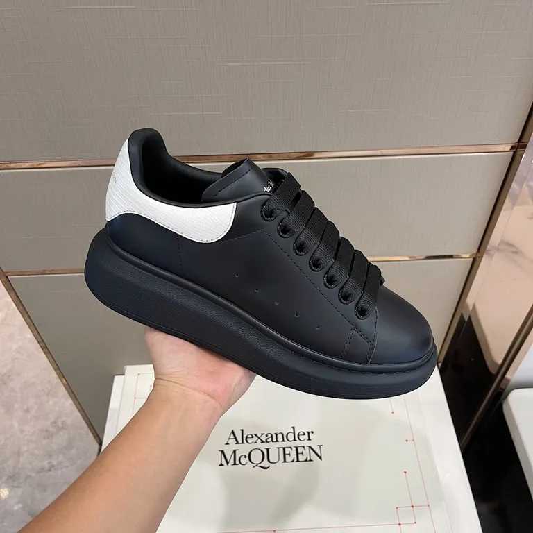 Alexander McQueen Shoe 